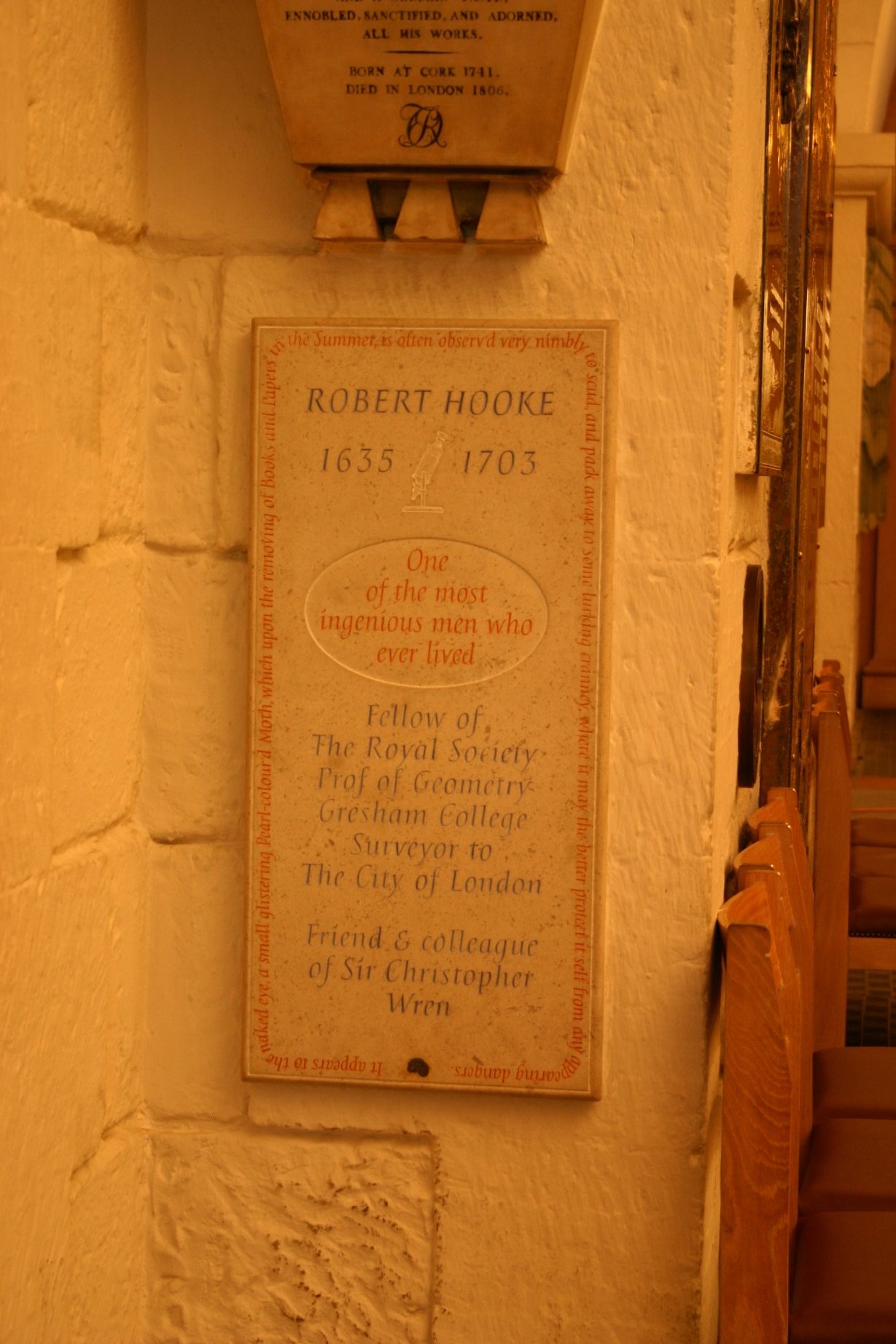 Robert Hooke's memorial tablet, St Paul's Cathedral, London - 02.JPG